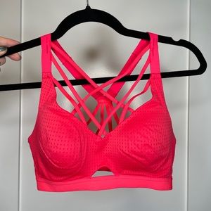 Victoria Sport Racerback Strappy Sports Bra